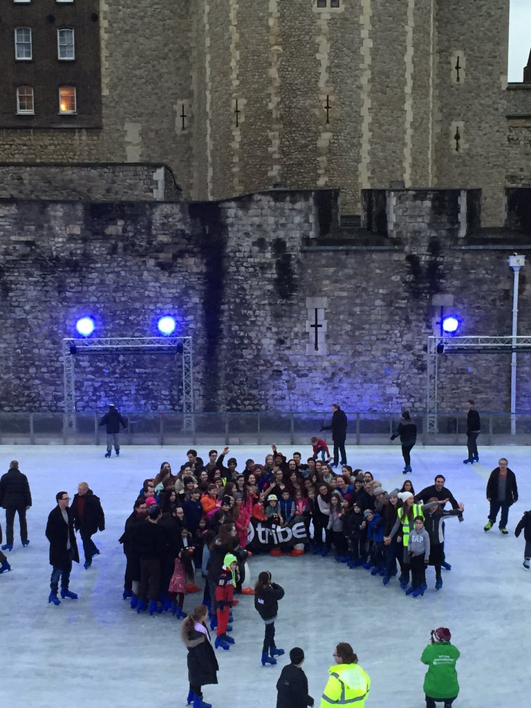 davidcollins3's tweet photo. @TheTribeUK fun at #chanukahonice https://t.co/TfrzFKGw3z