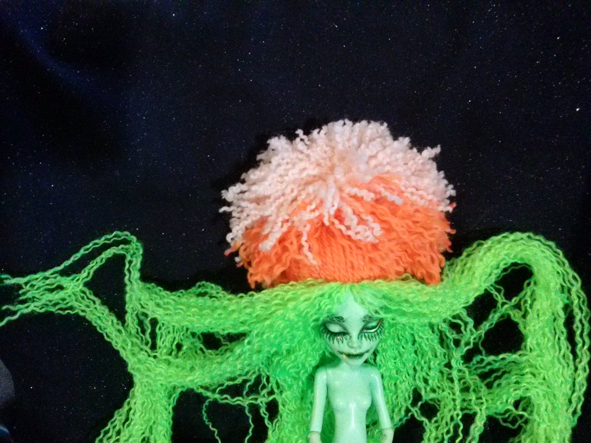 DaryaCreativika's tweet photo. #creativika, #ooak, #dolls, #monsterhigh https://t.co/46W5cIl3tV