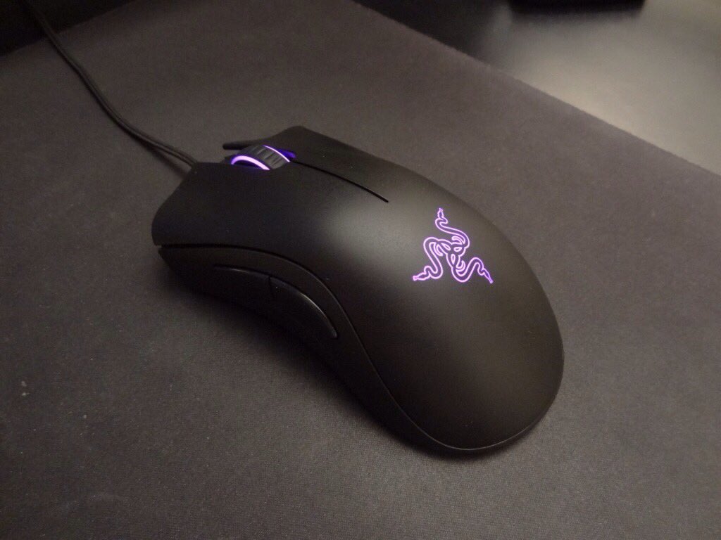 ChronoConcours's tweet image. ⌚️🎁CONCOURS🎁⌚️

LOT : RAZER DEATHADDER CHROMA

POUR PARTICIPER #RT &amp;amp; FOLLOW @ChronoConcours♻️

🍀 TIRAGE A 50 #RT ! 🍀