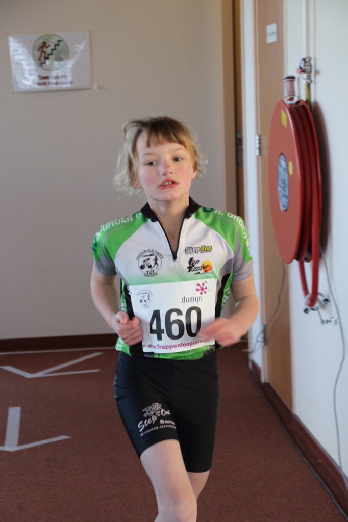 Trappenlooprace's tweet photo. #Alphatoren #Enschede kids Finish  #Upstairs #open NK #Trappenlooprace #TLRace https://t.co/2jF00YlEvF