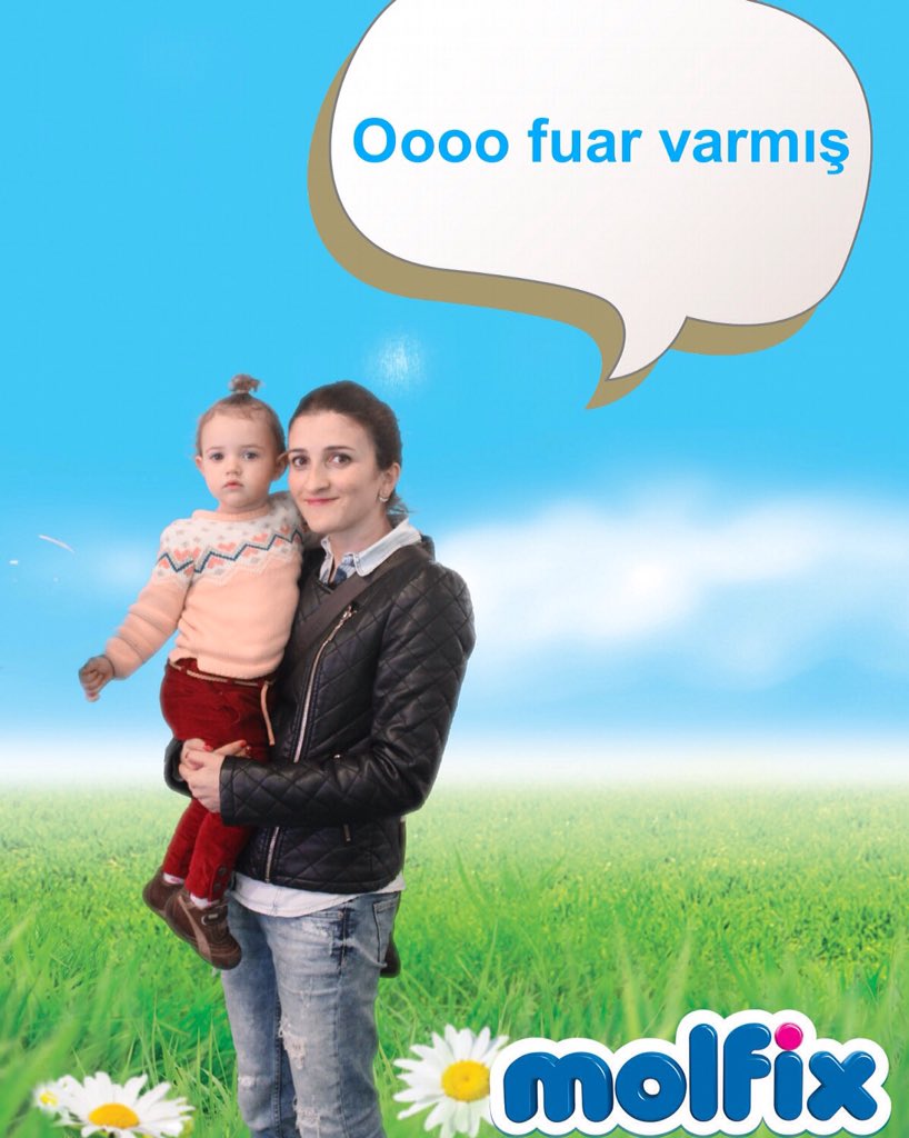 MolfixFuarda's tweet photo. Molfix ile mutlu fuar hatırası 😊😊😊 #MutluBebeklerMutluYarınlar #Molfix https://t.co/33PnXR6AtT