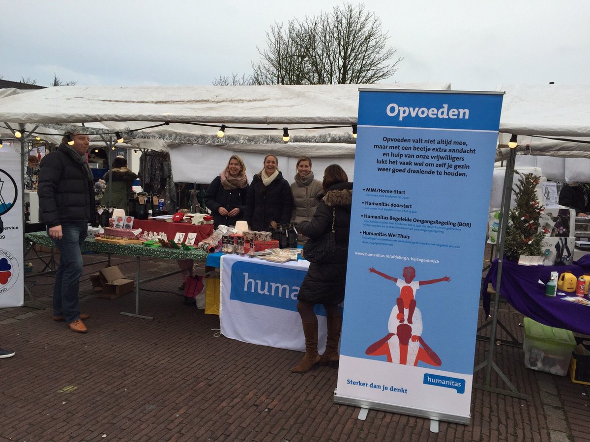 HumanitasDBosch's tweet photo. Ladies' Circle De Aa stond vandaag op de Kerstmarkt in Sint-Michielsgestel en doneerde de opbrengst aan #Humanitas. https://t.co/IK89Xpa9Xz