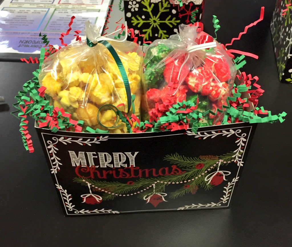 _kernelcorner_'s tweet photo. 12 Days 'Til Christmas! Stop by to grab a refillable popcorn tin! Monday-Saturday 10am-7pm https://t.co/gMpDzOtRFp