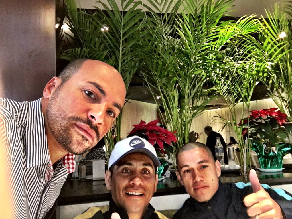 AiltondasilvaDa's tweet photo. #jorgecampos #pelonveron  e yo https://t.co/CdTJlgL6Kc