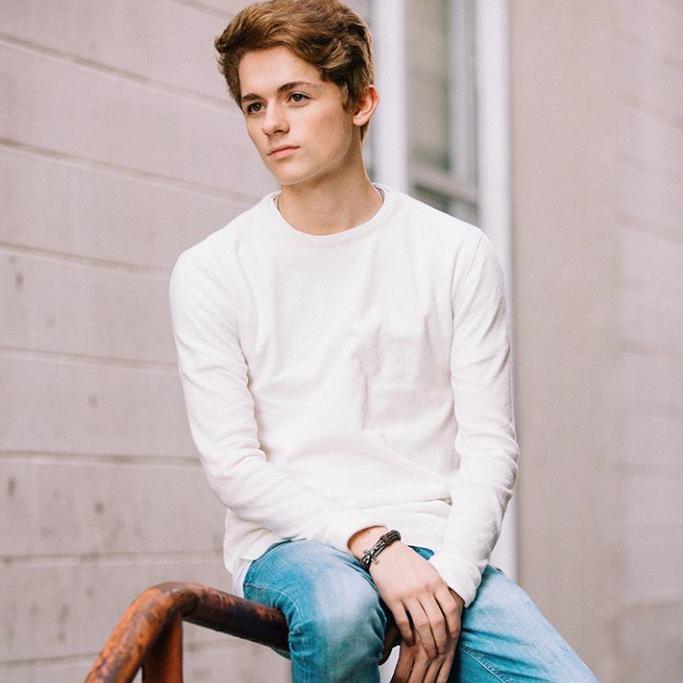 letslovedylan's tweet image. 