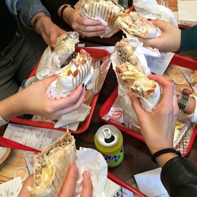 Otacos_France's tweet photo. La kiffance 😍😍😍

#UnTacosOuiMaisOtacos 🌯😍 https://t.co/LFhyXe6KM1