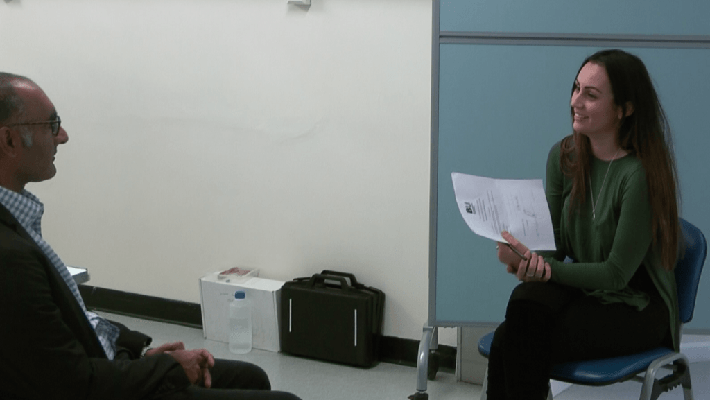 Burn surgeon Baljit Dheansa explains a little more about burn recovery survivingfacialburns.wordpress.com/2015/12/13/bur…