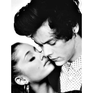 I love how clingy she is💕😘 Her kisses make me melt inside