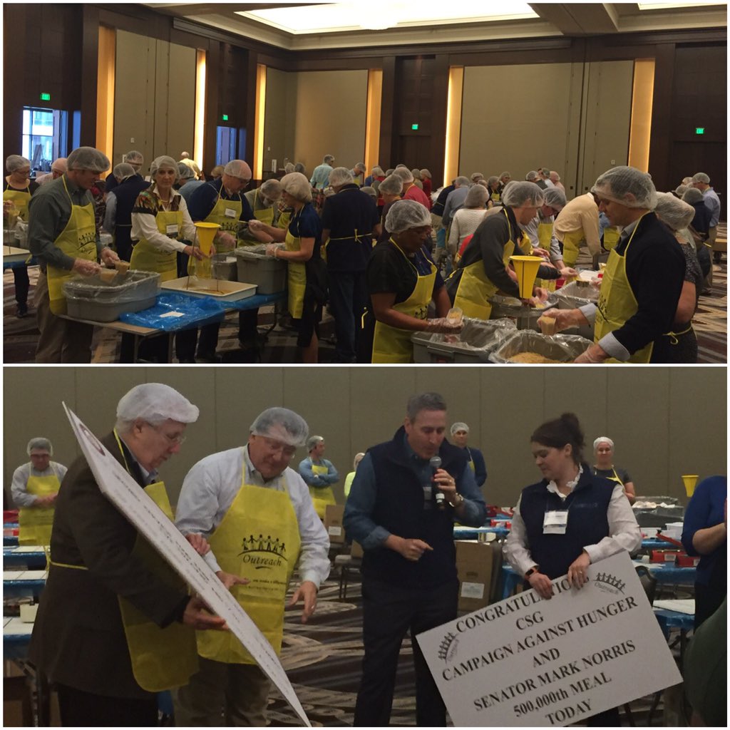 jenn_stowe's tweet photo. With @senatornorris preparing 30,000 meals for food insecure in TN #csg2015 https://t.co/oF0C0IuIMI