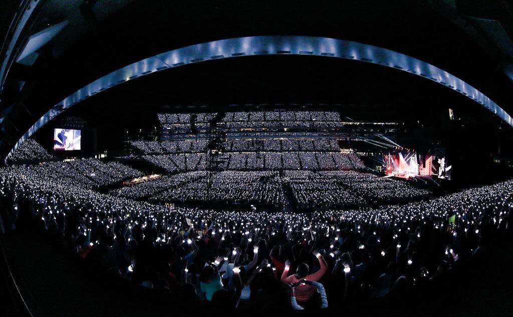 Gillette Stadium tweet media