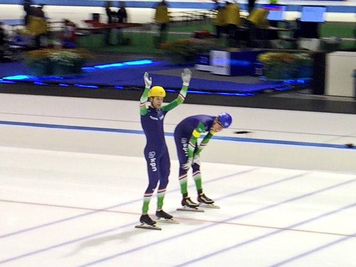 Prachtige schaatsmiddag op uitnodiging van @teamCLAFIS #topsport #sfeer #beleving