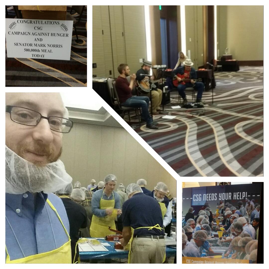 Singer4BoCo's tweet photo. #CSG2015 ServiceDay. 25,000 bags of mac. #generousselfie #breakinggood https://t.co/MP5RVxzSr8