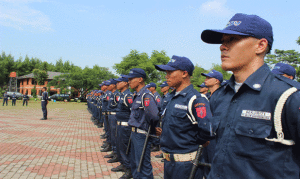 SecurityExpose's tweet photo. Menilik Rekrutmen Satpam Profesional https://t.co/d8B3JTpBWM https://t.co/J0Aa7f7RXI