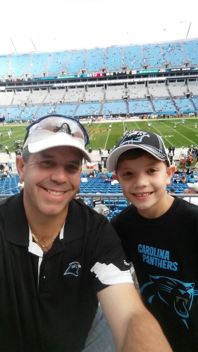 JSielsky's tweet photo. #pantherselfie https://t.co/ji1mZnnErB