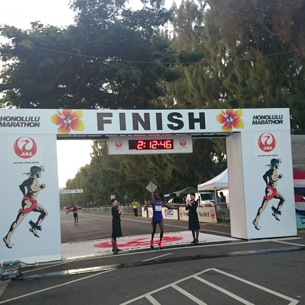 Wilson Chebet finishes solid second in 2015 #HonoluluMarathon with unofficial time of 2:12:46. #TeamAdidas #boost