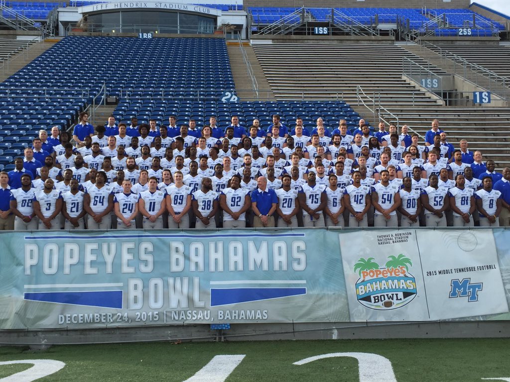 MT_FB's tweet image. #BahamasBowl #BlueRaiders team photo