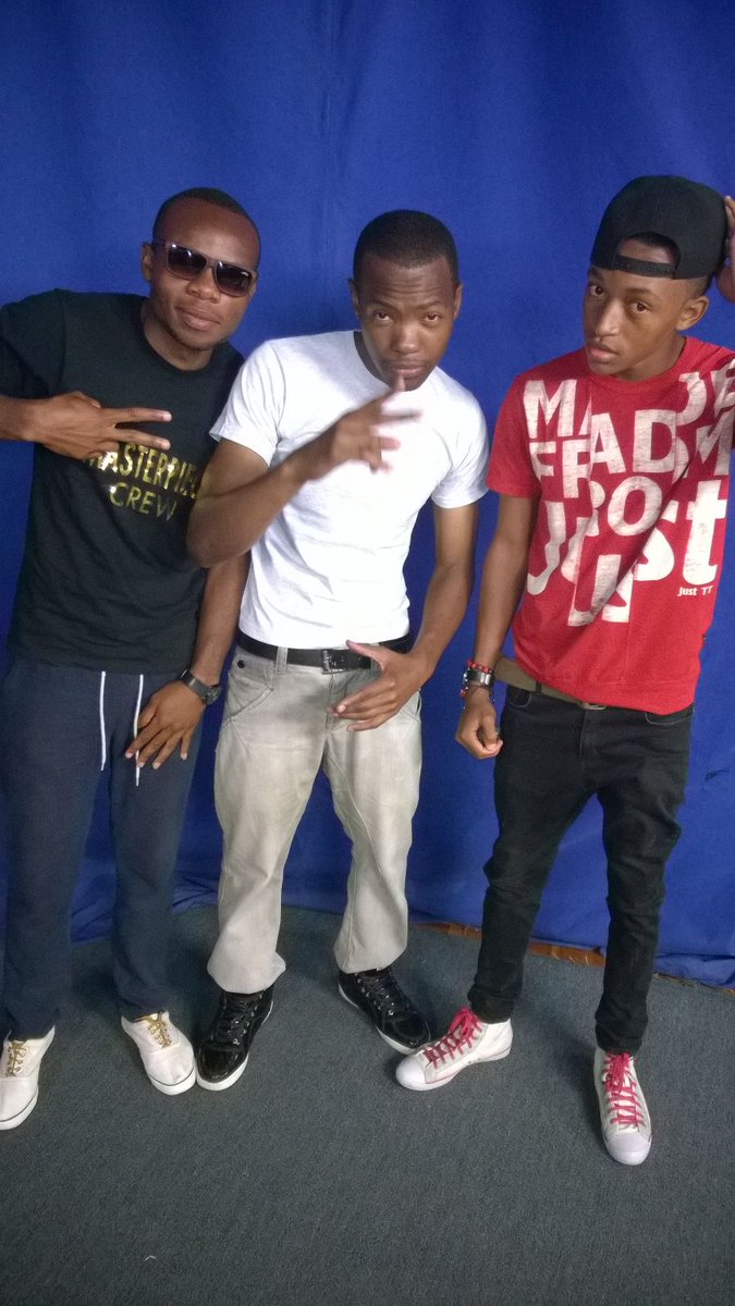 DecarpoDayz's tweet photo. @RockersMix @RockersJnrZim @chantertj @Chrismaig @SlakkOg @prometheuszw #ZimHipHopReport graced by #BGS on last Sat https://t.co/NpKcvrSwrt