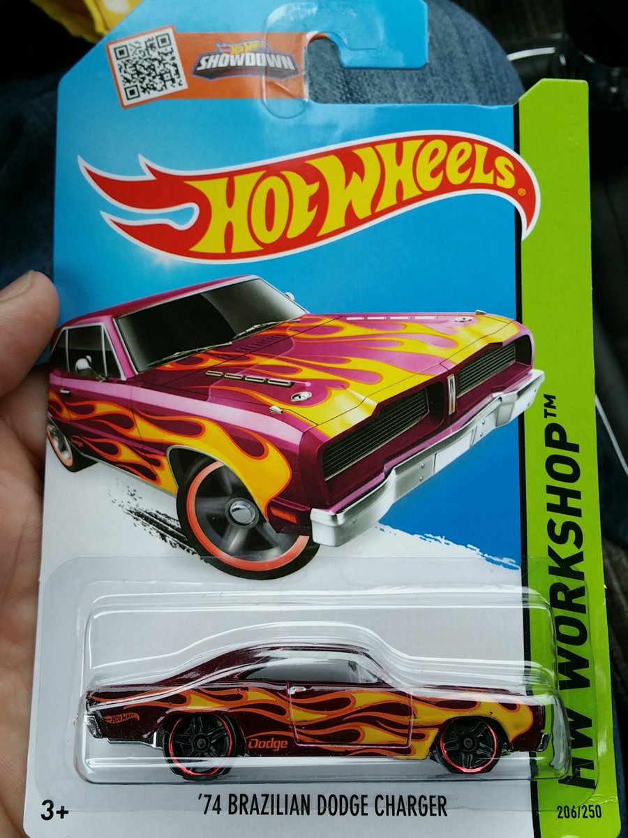 ChrisMays25's tweet photo. Just left the store with my son's very first Hot wheels car. '74 CHARGER. #PROUDDADDY #CHILDHOODMEMORIES https://t.co/ko0FTH3kQe
