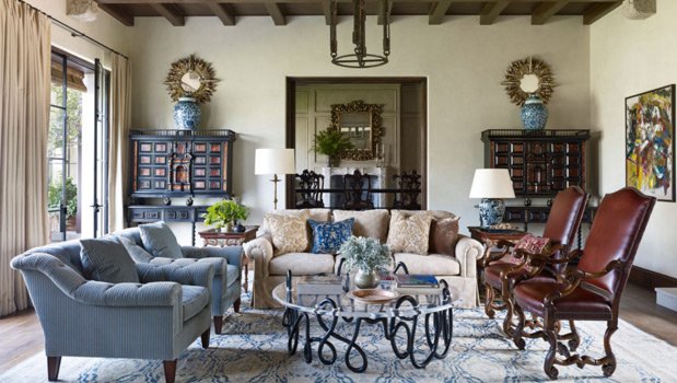 SothebysHomesP's tweet photo. A Curated Life: Designer Michael Smith about what it means to curate a house. https://t.co/jLKJX3QHKV #sothebys https://t.co/4CC2AybGZ3