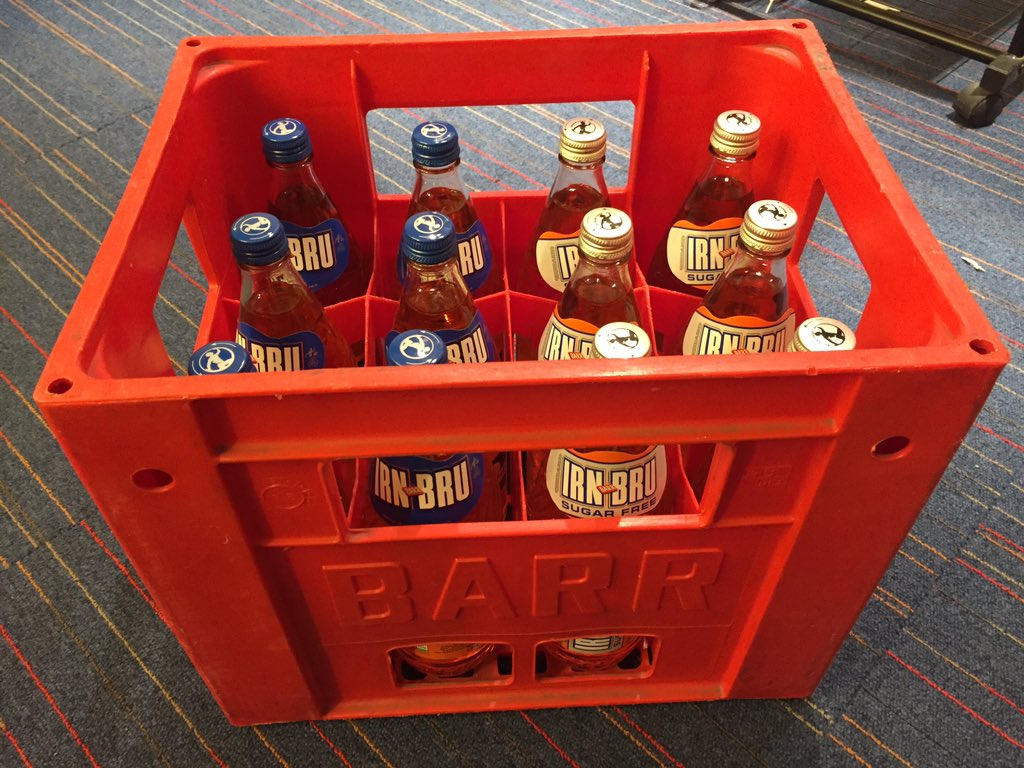 des_clarke's tweet photo. Thanks to @GlasgowKings for my brilliant panto present. @irnbru will get me through 65 shows! #SnowWhite #PureGinger https://t.co/mQEBcNAr3t