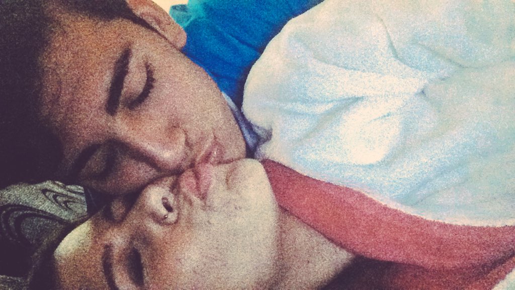 Rociio_AB's tweet photo. Eres todo eso que un día pedí❣❣ #Buenasnochesbichi🐛 https://t.co/YV1OyVd6Ay