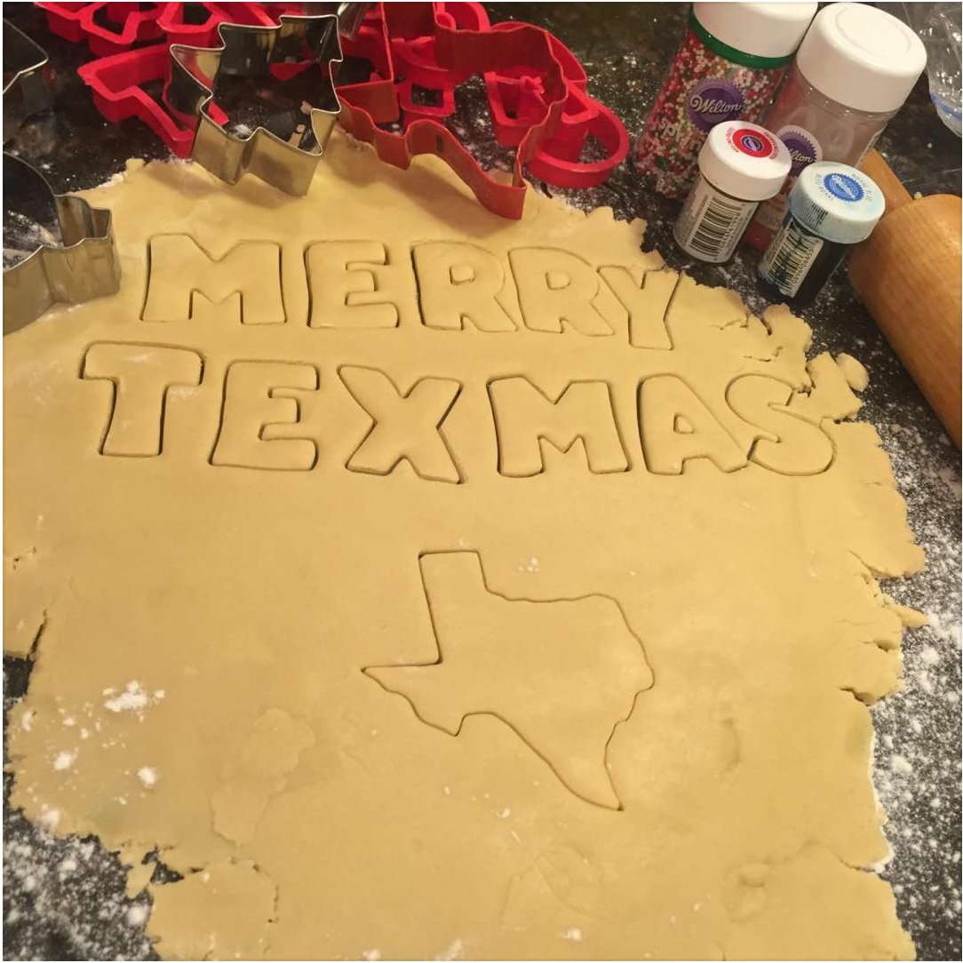 TexasHumor's tweet photo. How we do Christmas cookies around here. https://t.co/EX7IAKs5WS