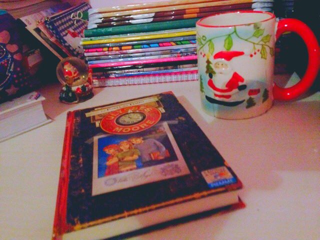 lucypicaro's tweet photo. Questa sera così!🖖🏻💕 #santaperungiorno https://t.co/N237jSpfqH