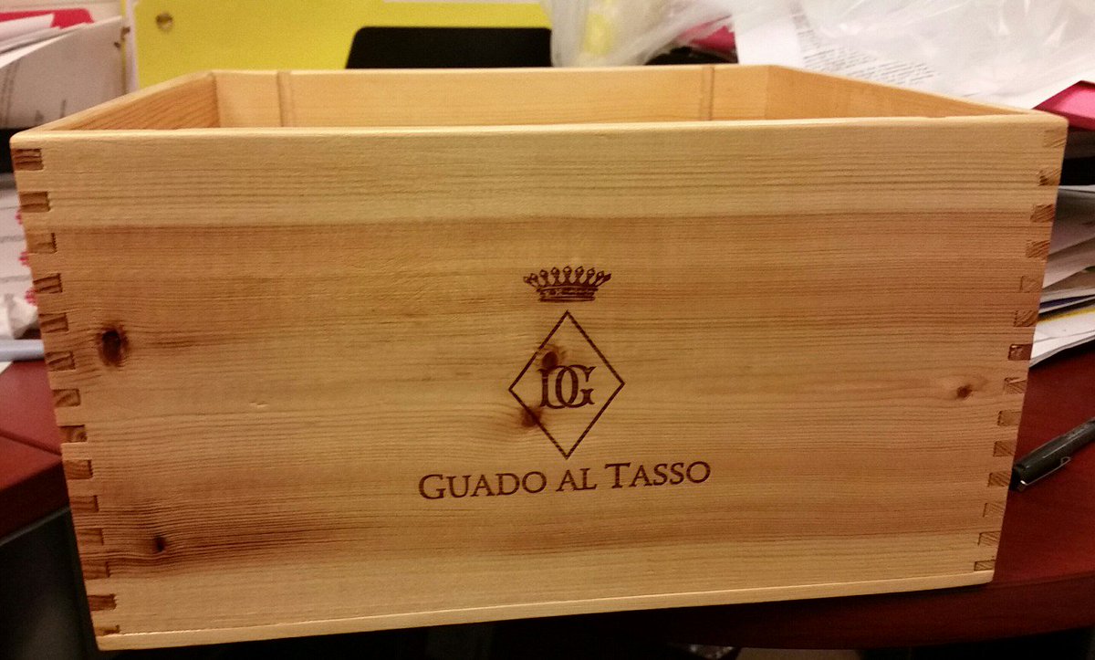 traceoftaste's tweet image. Found the perfect storage box for my #winemagazines! Bonus that I love #GuadoalTasso too!