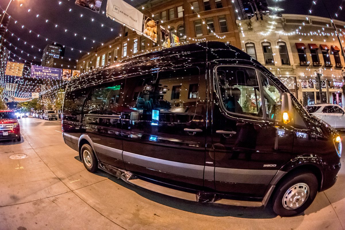 THELUXURYTC's tweet photo. Shuttle, private car to @Broncos vs @RAIDERS game https://t.co/OgOKc8S2tU 3032185298 #DENVER #MILEHIGHCITY #LUXURY https://t.co/tJ88f1UQFm