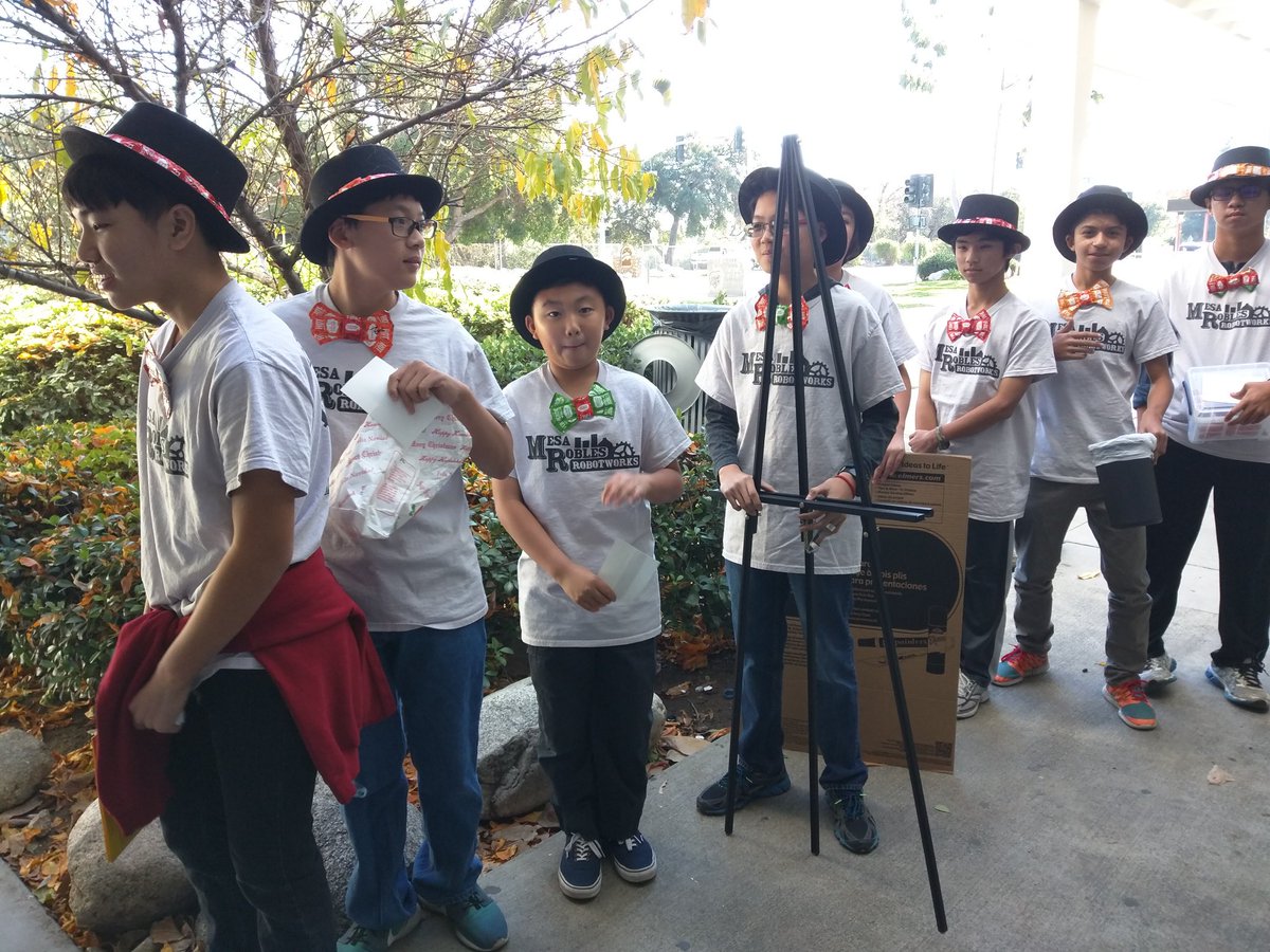 59 getting ready for Project judging...the day is moving quickly. 2nd Round run as soon as we finish. #omgrobots