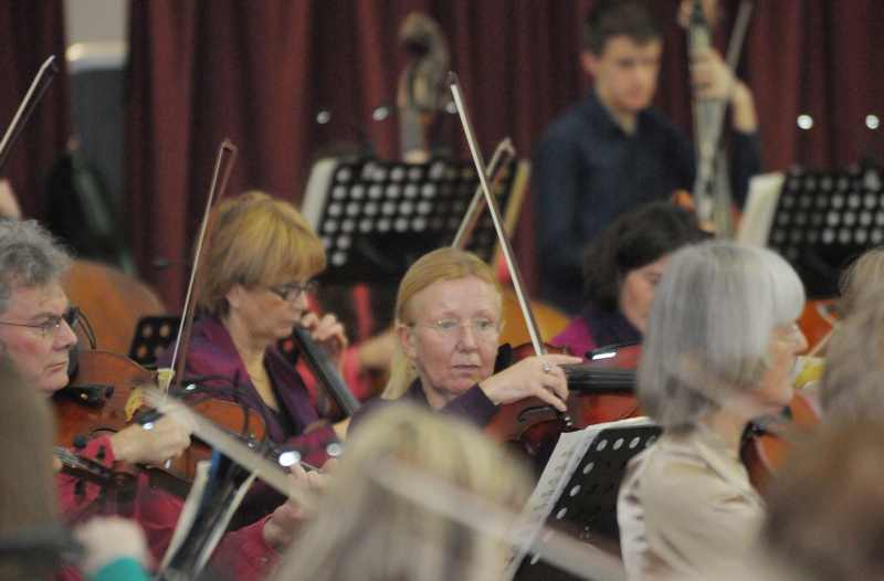 BGreenPics's tweet photo. Folkestone Symphony Orchestra Family Christmas Concert.....superb.....photos @fstoneherald https://t.co/EURtmLOsyR