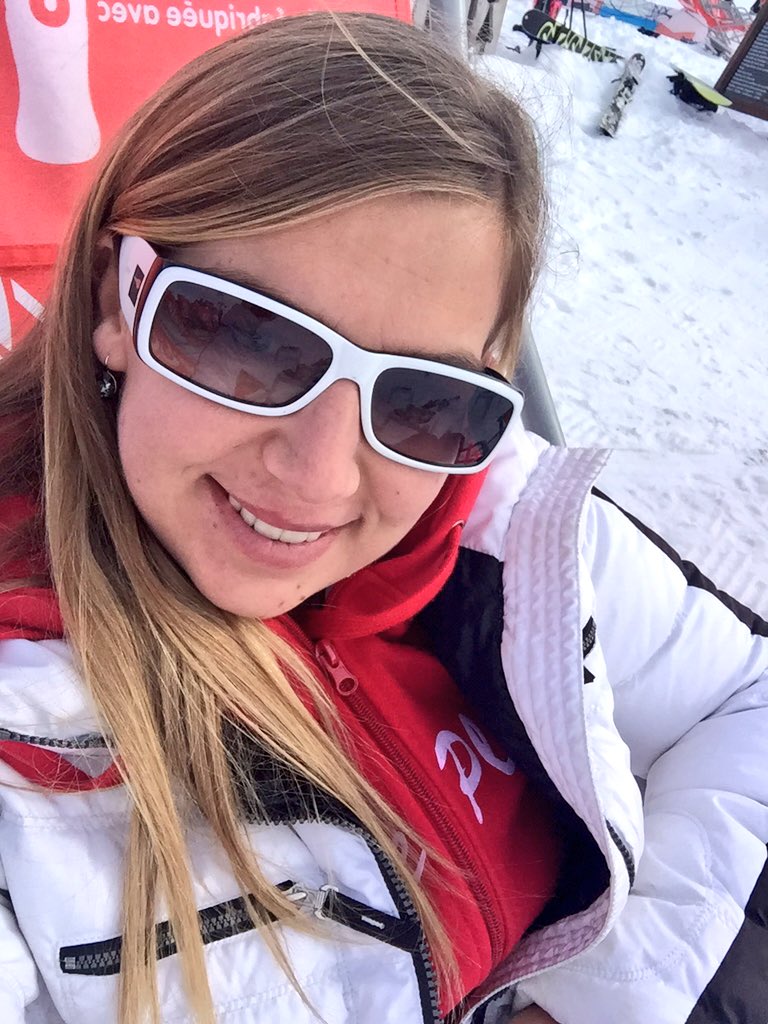 Alysee22's tweet photo. Oooohhh wat hou ik zo van de sneeuw, de bergen en de frisse lucht! #laplagne #mountains https://t.co/nco34MvGjv