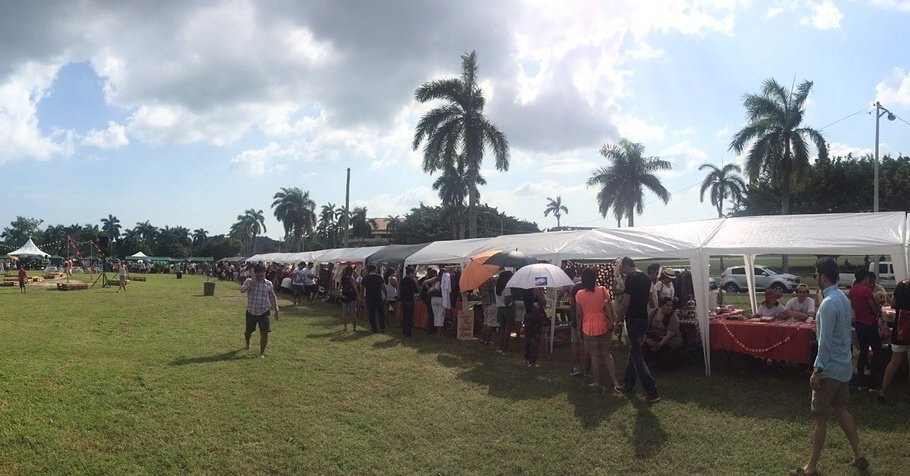 panamapacifico's tweet photo. Pasándola de lo mejor este #PacificWeekend en #panamapacifico con el #MercadoPopUp https://t.co/OFVPlQRmcu