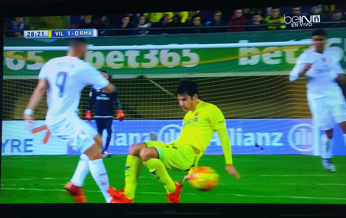 Y después nos preguntamos porque tantos lesionados
NO HUBO NI AMARILLA NI NADA
Liga peligrosamente preparada para...