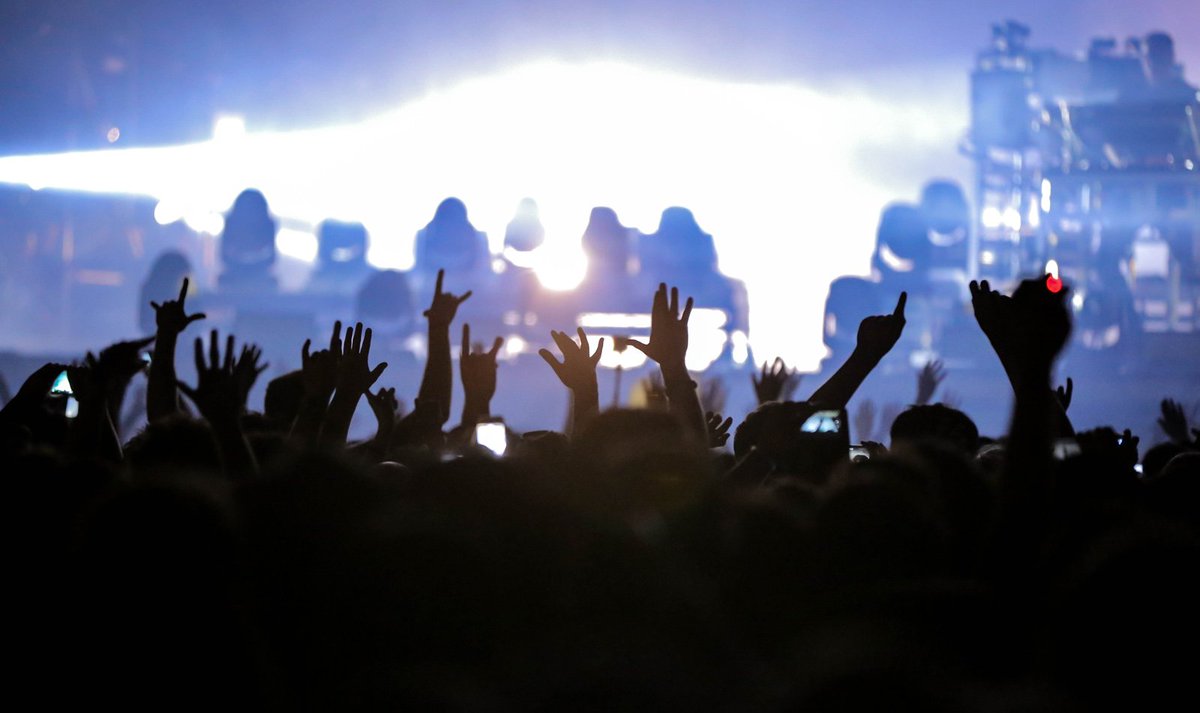SonarSoundCL's tweet photo. Si tú también levantaste tus manos así en #sonarsoundcl, esta foto es para ti. https://t.co/puvKldZ0wP