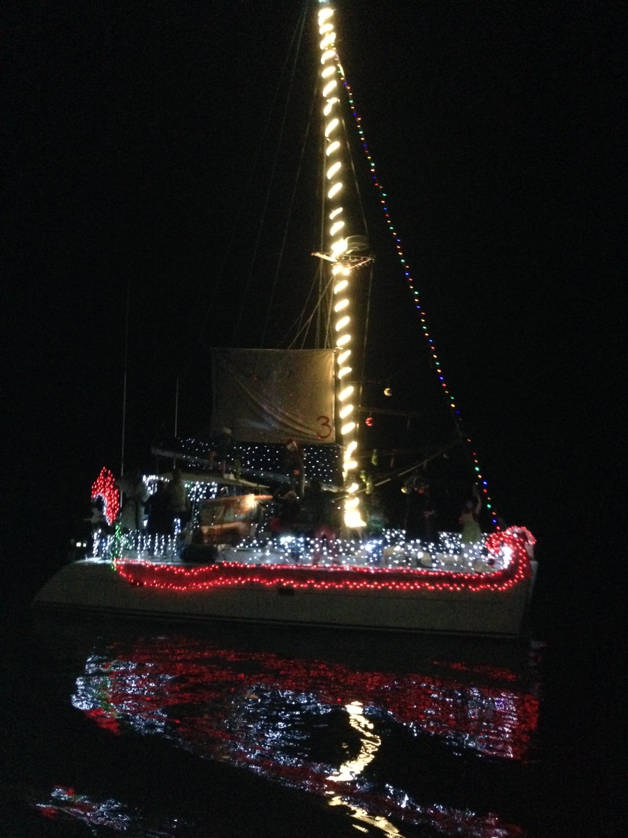 Thanks to everyone for coming to Lulu's to enjoy the boat parade. We wish you a Merry Christmas