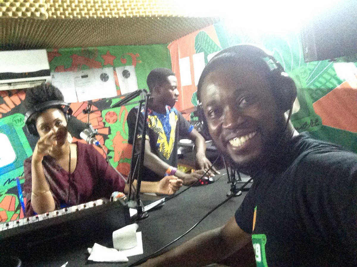 PalmWineDJ's tweet photo. #Mpwrshow its going down with your fav crew on @Y1079FM #Season6 #TheFinale... (@ YFM) https://t.co/96vS1hGGkh https://t.co/ttrG4yzHSP