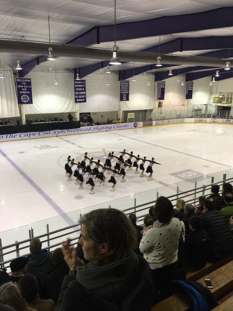 DCEDGEsynchro's tweet photo. 2nd place for Cruella DC Edge Intermediate
#capecodclassic
#icantbutwecan https://t.co/DVCxqA5gpf