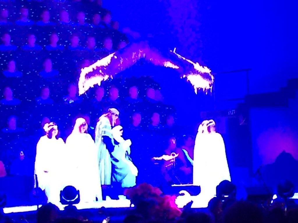 svwalsh8's tweet photo. Silent night #sbcsct https://t.co/spSQSvTfCq