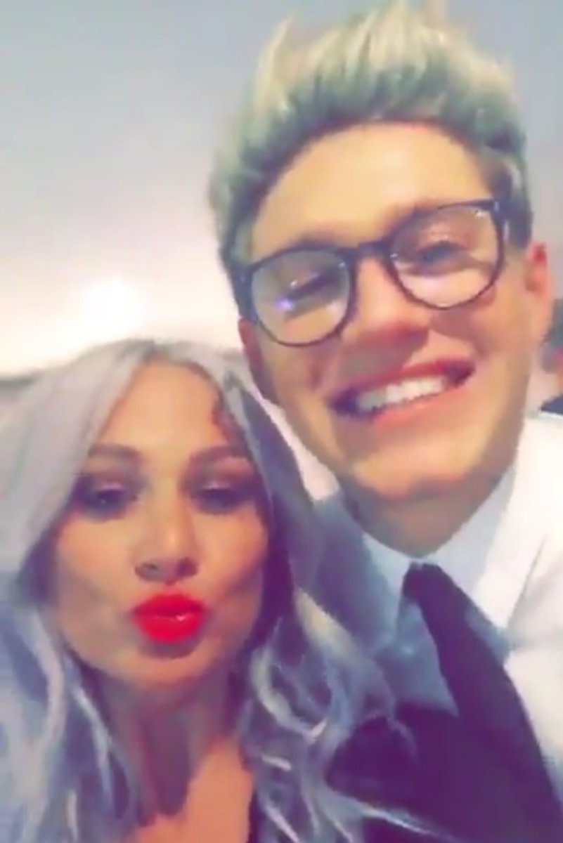 ThanyaTata's tweet photo. HOW CUTE IS THISS
#1Dsnapchat #NiallHoran
#1dxfactor #XFactorFinal
#MTVStars One Direction https://t.co/eVOjea6Ov3