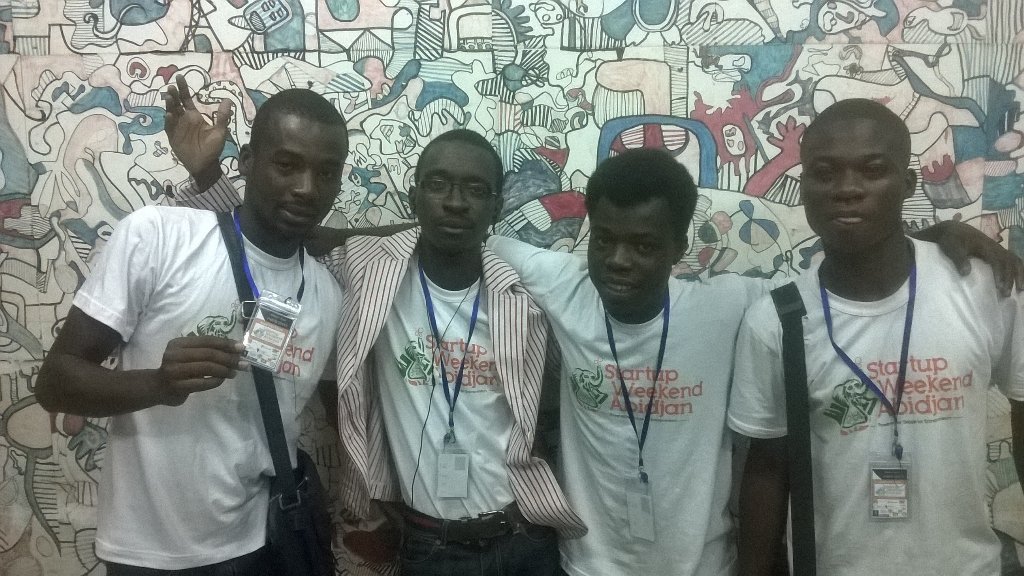wilfriedkoffi8's tweet photo. Team #SaveLife en mode decontracté avant les résultats #swabidjan #afrogeek @mkwadyo https://t.co/bxU7KhE4xc