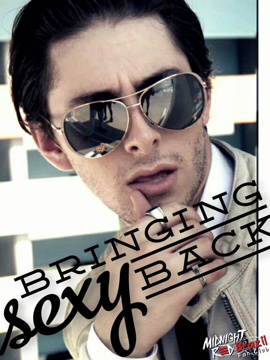 MNRFanClubBRA's tweet photo. He's bringing sexy back... 😏🔥 #EricSunday https://t.co/hse2EAUNvb