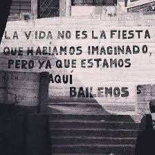 anacampo's tweet photo. Ya que estamos aquí bailemos. https://t.co/iLAuUuHAPf