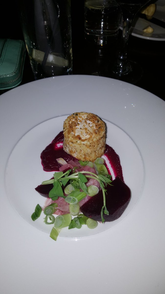xxmellie_xx's tweet photo. @Hellaby_Hall best starter ever !!! #CheeseGoat #HellabyHall 👌💓 https://t.co/56fDf0JWwV