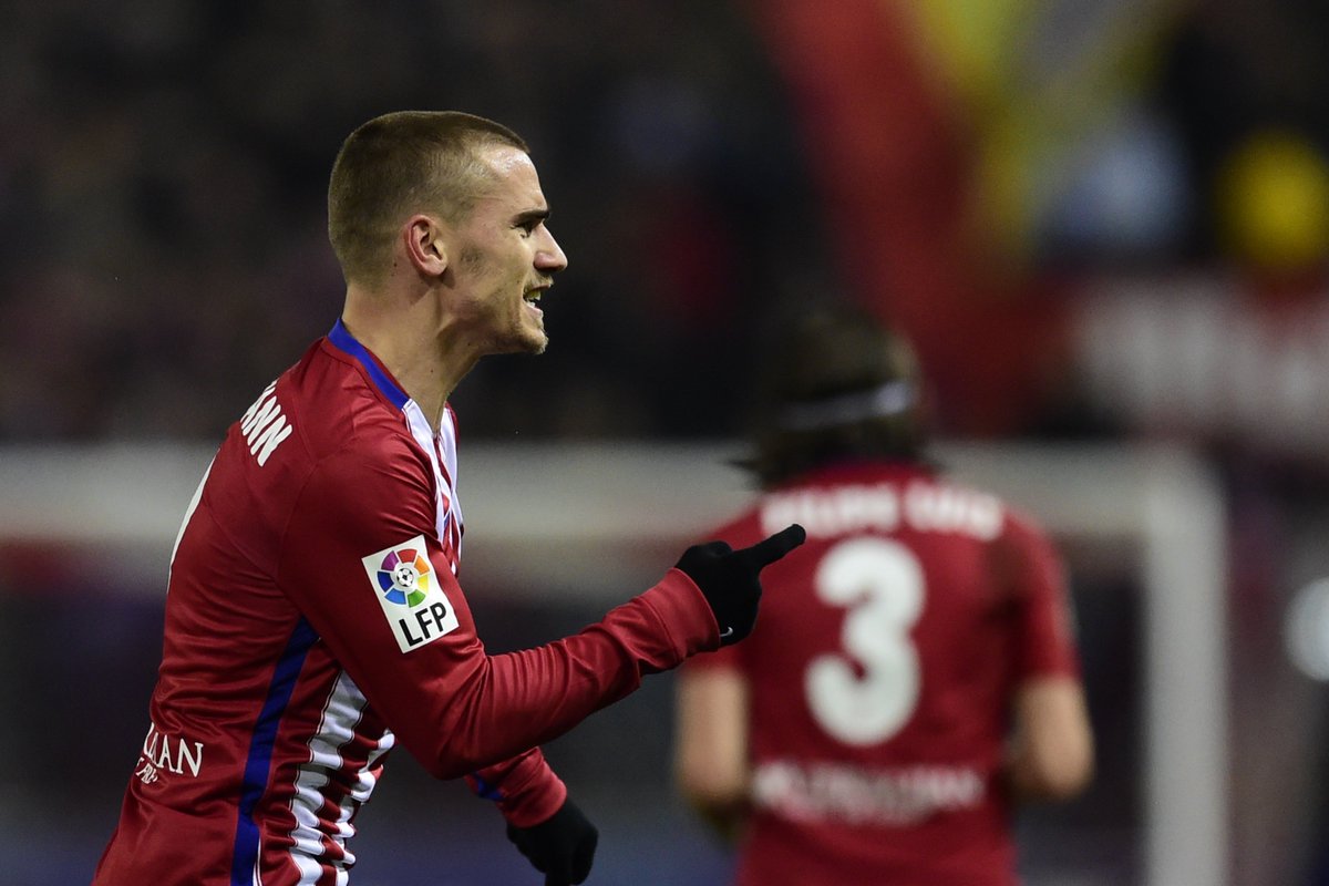 BBCSport's tweet photo. Barcelona have got some company at the top of La Liga... https://t.co/OZqvVHKcWl https://t.co/OUm1rkvHz9