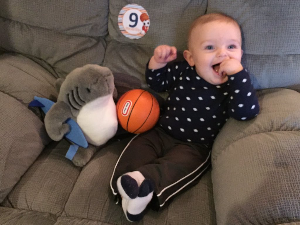 CavinJ32's tweet photo. Laid back, feet crossed, and 9 months LIKE A BOSS!! #CavinDuke #GoCowboys https://t.co/Bw4b13WyOF