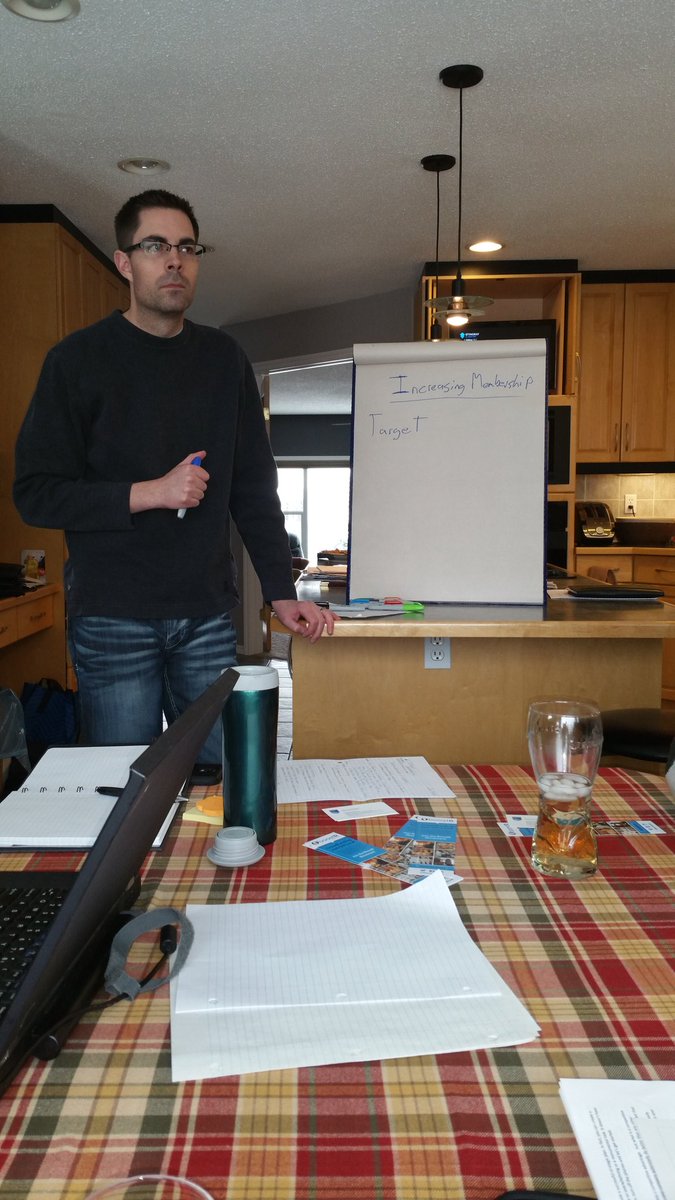 CIMalberta_NWT's tweet image. Interactive brainstorming session on strategic planning. #visionforfuture #strategies #success