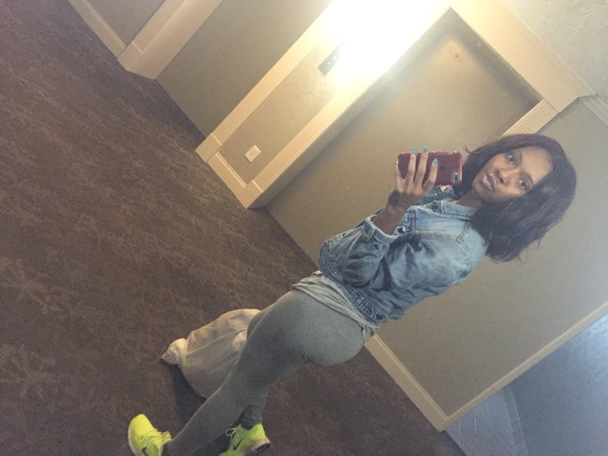 Watch Crump's leaked NSFW photo on TwXstars