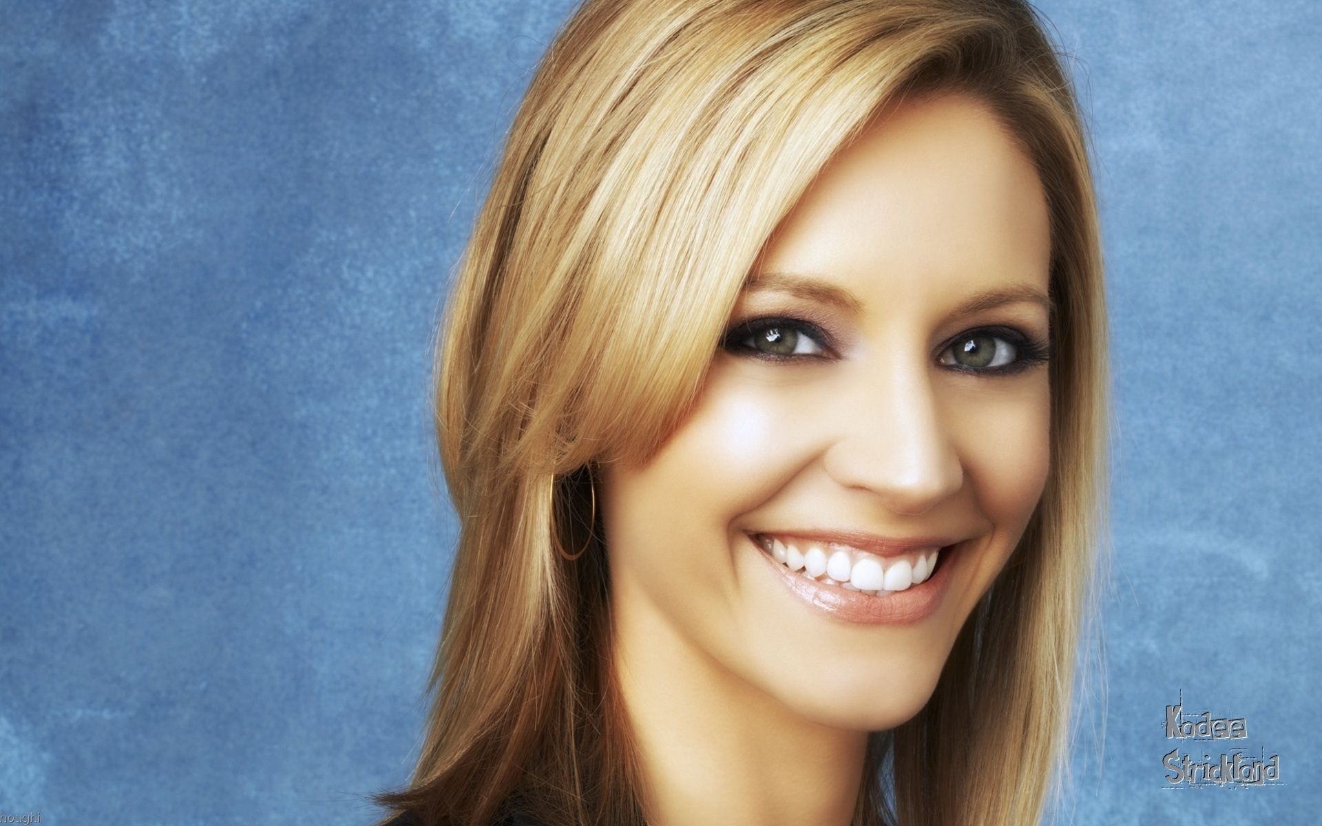 Happy 40th Birthday Kadee Strickland  !!(14th Dec)   