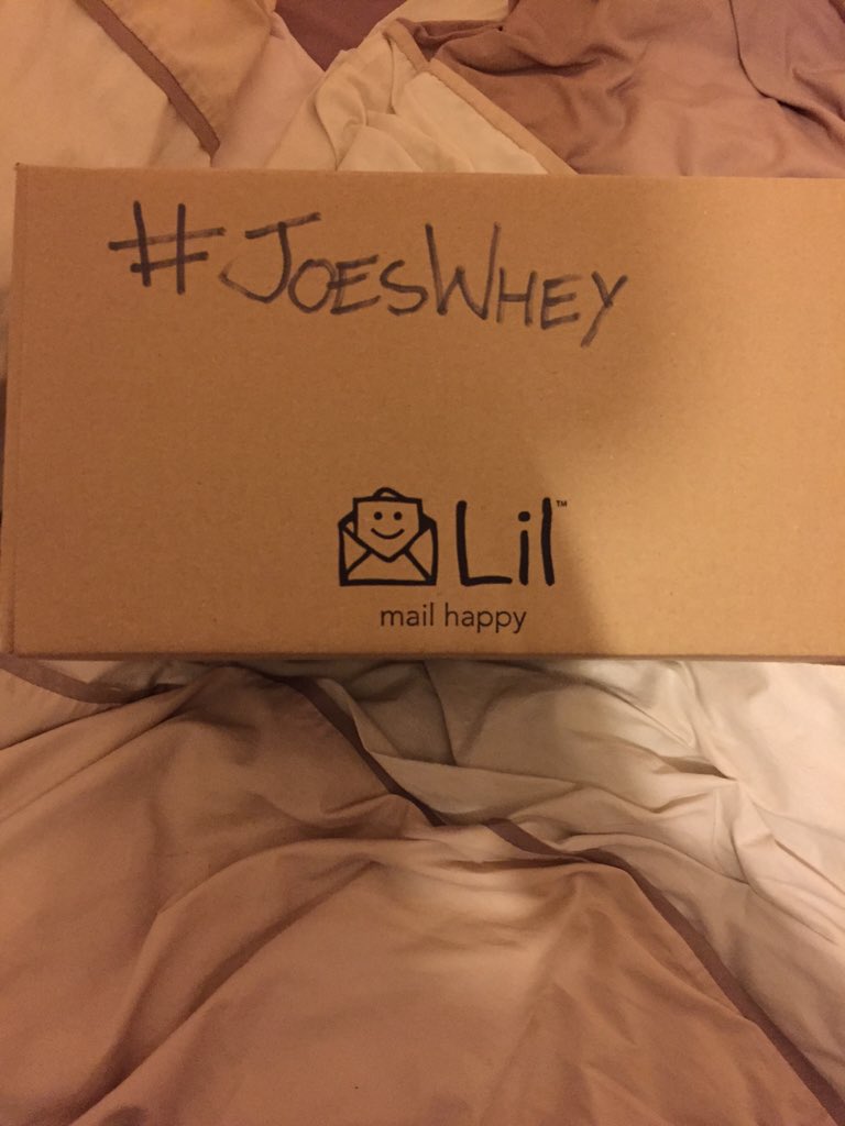 JosephWilson06's tweet photo. What more could you ask for ordered in the morning delivered in the afternoon on a Sunday @Which_Whey #whichwhey https://t.co/Yonob3PO8r